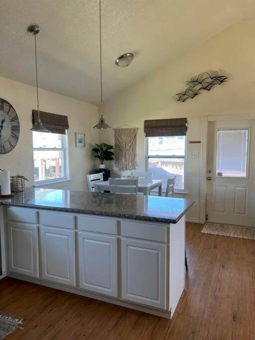 Sunshine Daydream By Surfbreakllc Villa Surfside Beach Exteriör bild